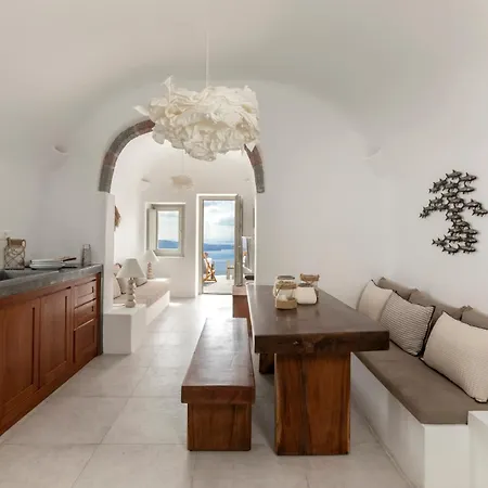 Pura Vida * Imerovigli (Santorini)