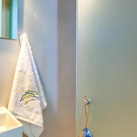 Pura Vida * Imerovigli (Santorini)