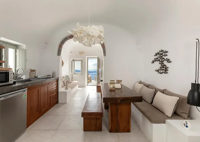 Pura Vida * Imerovigli (Santorini)