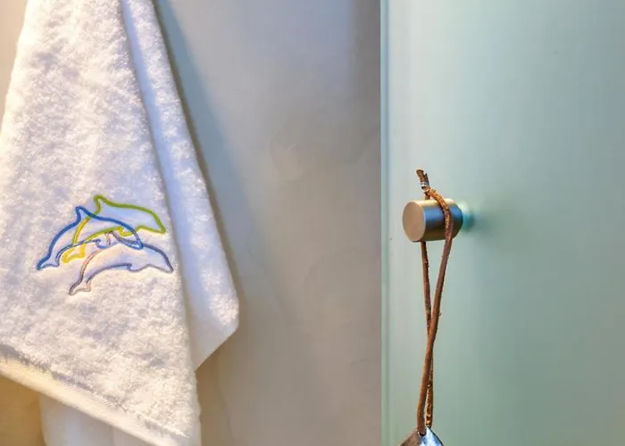 Pura Vida * Imerovigli (Santorini)